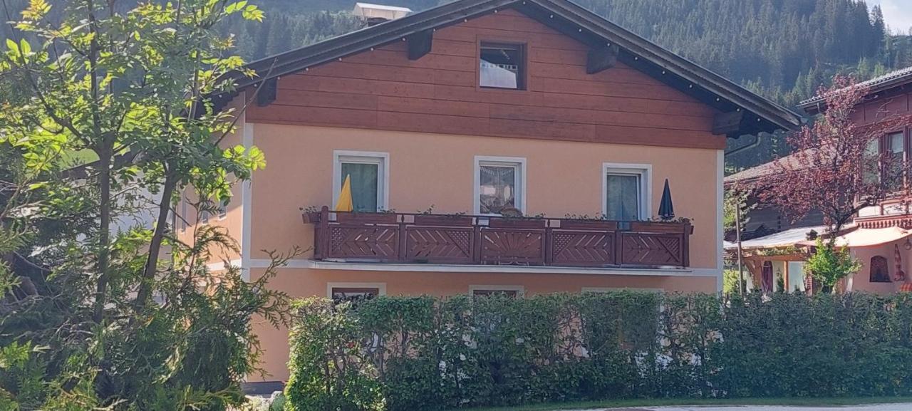 Appartements Haus Bergland Занкт-Мартін-ам-Тенненґебірґе Екстер'єр фото